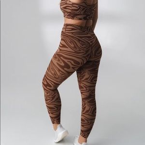 BALANCE / VITALITY • The Desert Storm Legging